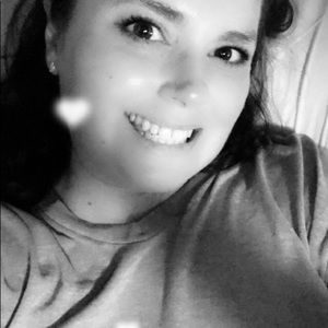 Meet your Posher, Alesha